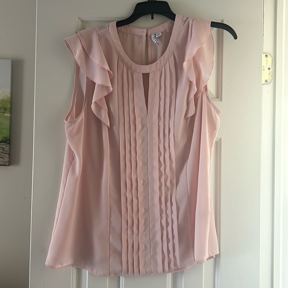 Elle Flutter Sleeveless Pink Blouse - Women’s Size Large